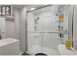 1676 HOLLEY Crescent - 26