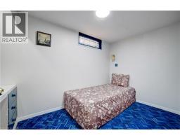 1676 HOLLEY Crescent - 27
