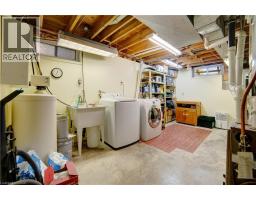 1676 HOLLEY Crescent - 31