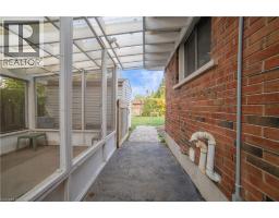 1676 HOLLEY Crescent - 37