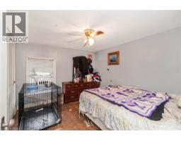 12 SENECA Street - 18
