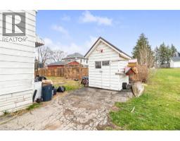 12 SENECA Street - 30