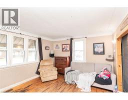 12 SENECA Street - 7
