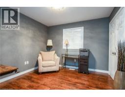 105 CAPTAIN MCCALLUM Drive - 33