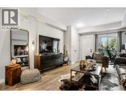 25 ISHERWOOD Avenue UnitNo. 32 - 15