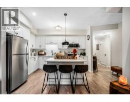 25 ISHERWOOD Avenue UnitNo. 32 - 16