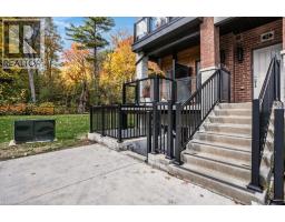 25 ISHERWOOD Avenue UnitNo. 32 - 8