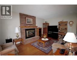 153 MEADOWBROOK Drive - 14