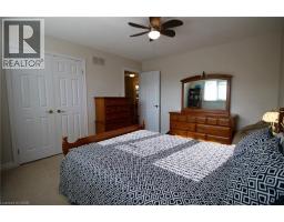 153 MEADOWBROOK Drive - 22
