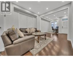 19 PICKETT Place - 10