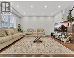 19 PICKETT Place - 11