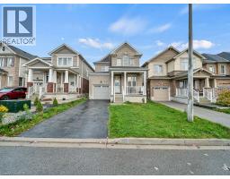 19 PICKETT Place - 2