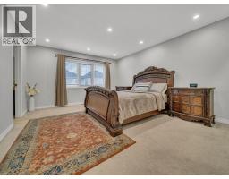 19 PICKETT Place - 24