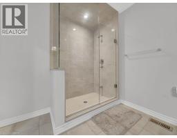19 PICKETT Place - 28