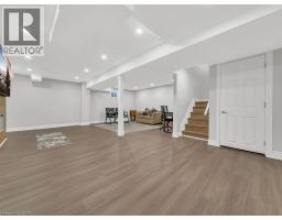 19 PICKETT Place - 37