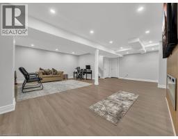 19 PICKETT Place - 38