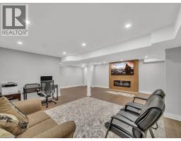 19 PICKETT Place - 39
