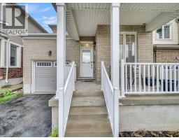 19 PICKETT Place - 4