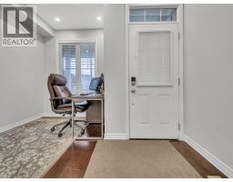 19 PICKETT Place - 6