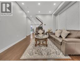 19 PICKETT Place - 9