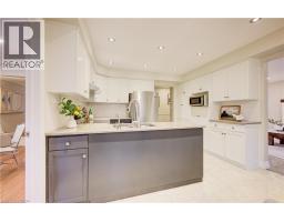 2 DUNNINGTON Court - 10