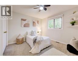 2 DUNNINGTON Court - 31