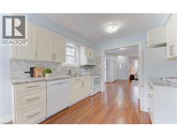 113 WAKE ROBIN Drive - 13