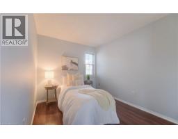 113 WAKE ROBIN Drive - 17