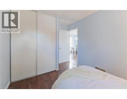 113 WAKE ROBIN Drive - 18