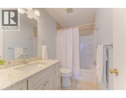 113 WAKE ROBIN Drive - 21