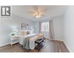 113 WAKE ROBIN Drive - 22