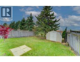 113 WAKE ROBIN Drive - 39