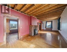 160 HEAD Street N - 15