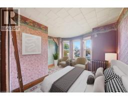 160 HEAD Street N - 26