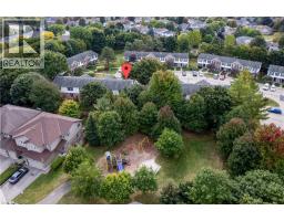 465 WOOLWICH Street N UnitNo. 32 - 22