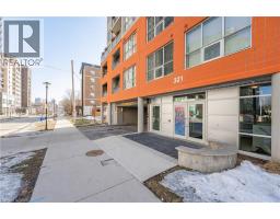 321 SPRUCE Street S UnitNo. 207 - 5