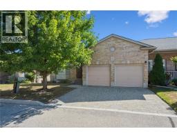 900 DOON VILLAGE Road UnitNo. 4 - 1