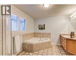 678 INTERLAKEN Drive - 22