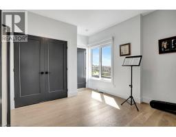 2208 RED THORNE Avenue - 30