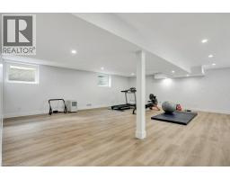 2208 RED THORNE Avenue - 33