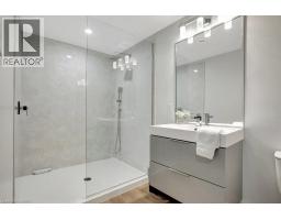 2208 RED THORNE Avenue - 35