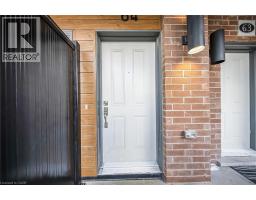 25 ISHERWOOD Avenue UnitNo. D64 - 3