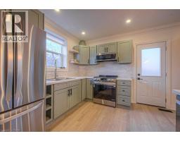 30 DUNBAR Road S - 10