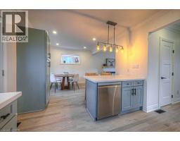 30 DUNBAR Road S - 14