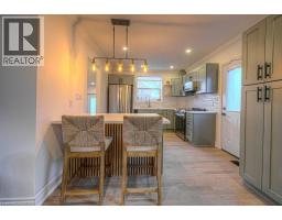 30 DUNBAR Road S - 17