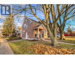 30 DUNBAR Road S - 3