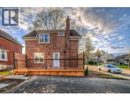 30 DUNBAR Road S - 39