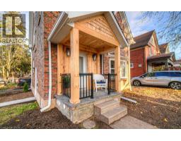 30 DUNBAR Road S - 8