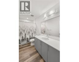 205 WEST OAK Trail UnitNo. 12 - 21