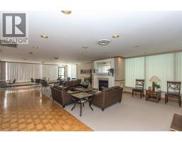 6 WILLOW Street UnitNo. 702 - 41